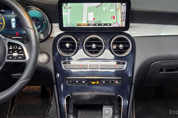 2021 Mercedes-Benz GLC с пробегом 40 590 км