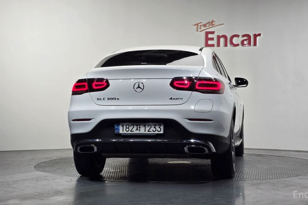 2021 Mercedes-Benz GLC с пробегом 57 847 км