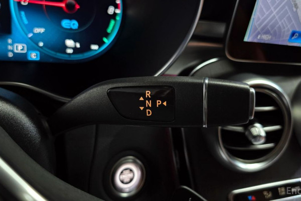 2021 Mercedes-Benz GLC с пробегом 57 847 км