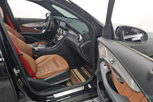 2021 Mercedes-Benz GLC с пробегом 79 616 км