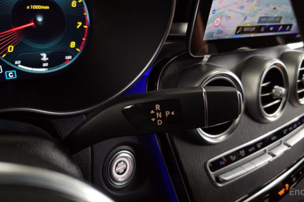 2021 Mercedes-Benz GLC с пробегом 103 335 км