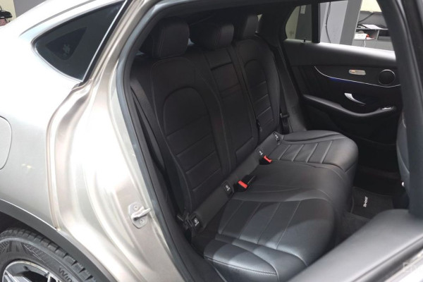 2021 Mercedes-Benz GLC с пробегом 104 792 км