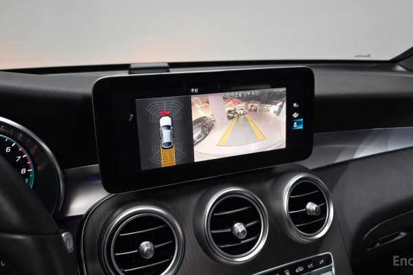 2021 Mercedes-Benz GLC с пробегом 104 792 км