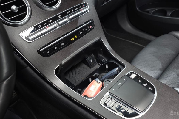 2021 Mercedes-Benz GLC с пробегом 104 792 км