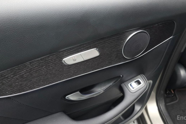 2021 Mercedes-Benz GLC с пробегом 104 792 км