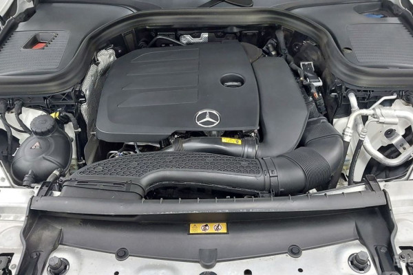 2022 Mercedes-Benz GLC с пробегом 42 000 км