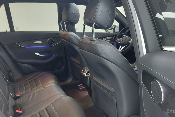 2022 Mercedes-Benz GLC с пробегом 42 000 км