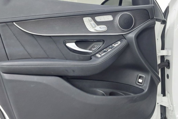 2022 Mercedes-Benz GLC с пробегом 42 000 км