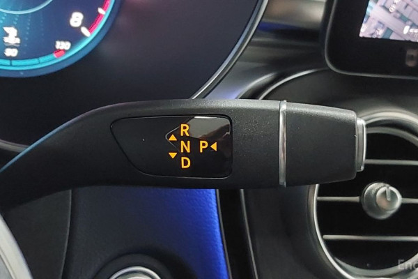 2022 Mercedes-Benz GLC с пробегом 42 000 км