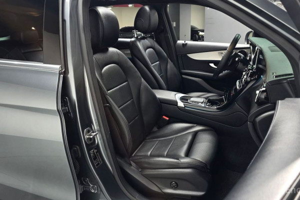 2021 Mercedes-Benz GLC с пробегом 53 017 км