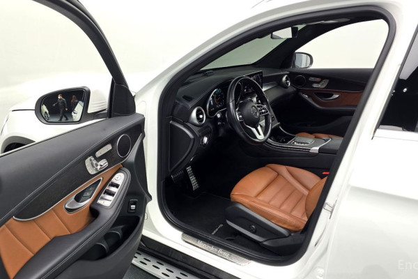 2022 Mercedes-Benz GLC с пробегом 53 915 км