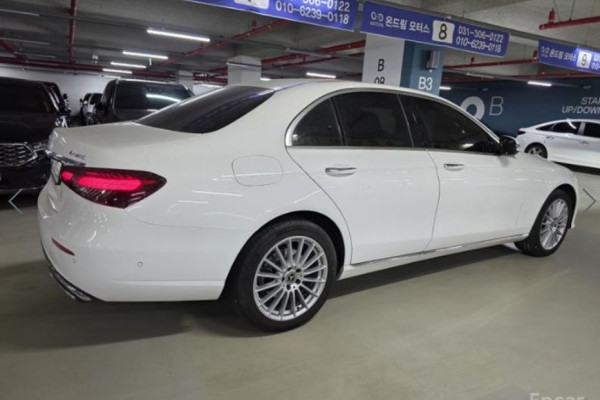 2022 Mercedes-Benz E-Класс с пробегом 63 200 км