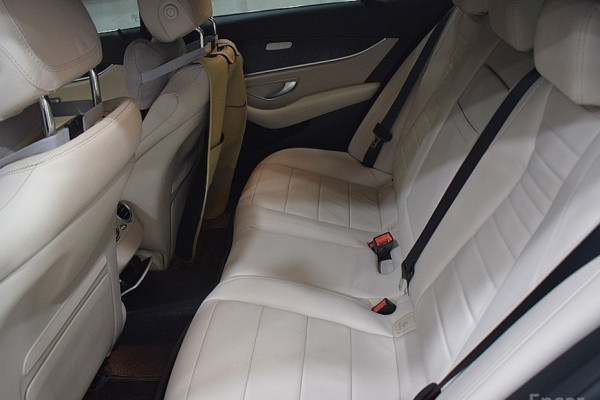 2022 Mercedes-Benz E-Класс с пробегом 56 000 км