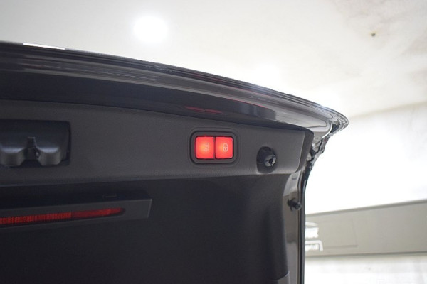 2022 Mercedes-Benz E-Класс с пробегом 56 000 км