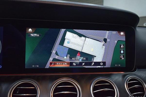 2022 Mercedes-Benz E-Класс с пробегом 56 000 км