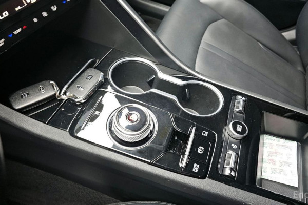 2021 Kia K5 с пробегом 39 351 км