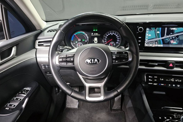 2021 Kia K5 с пробегом 39 351 км