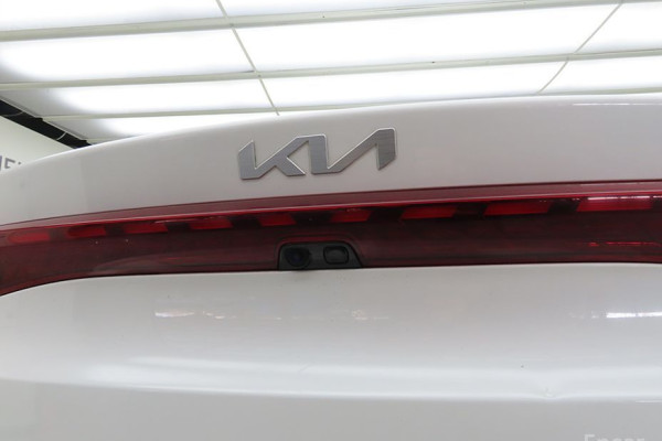 2022 Kia K5 с пробегом 95 058 км