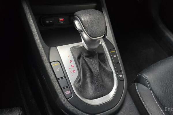 2021 Kia K3 с пробегом 67 695 км