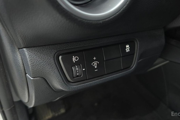 2021 Kia K3 с пробегом 67 695 км