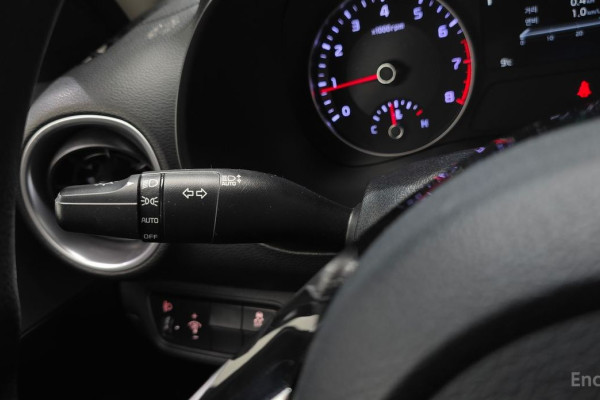 2021 Kia K3 с пробегом 67 695 км