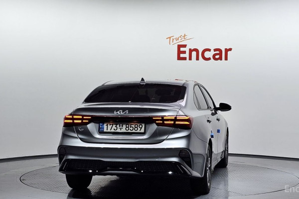 2021 Kia K3 с пробегом 84 313 км