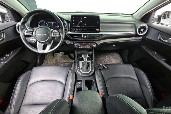 2021 Kia K3 с пробегом 84 313 км