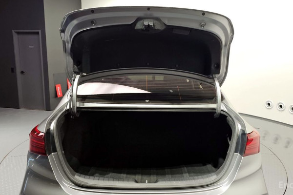 2021 Kia K3 с пробегом 84 313 км