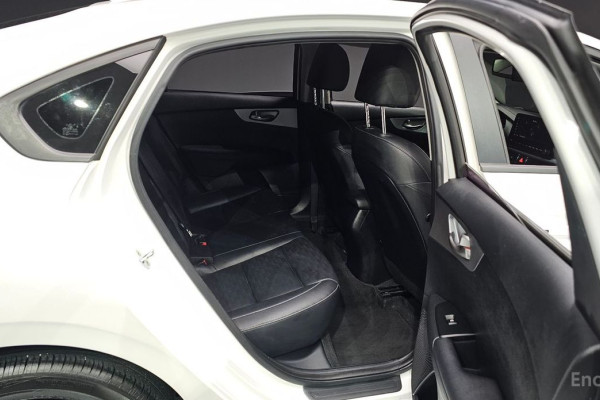 2021 Kia K3 с пробегом 106 430 км