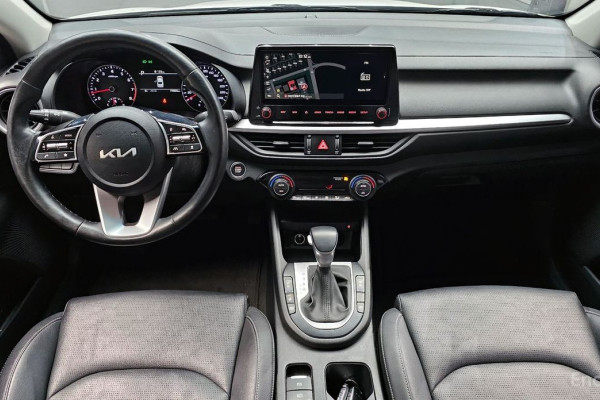 2022 Kia K3 с пробегом 77 354 км