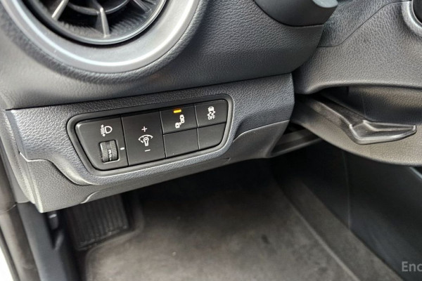 2022 Kia K3 с пробегом 77 354 км