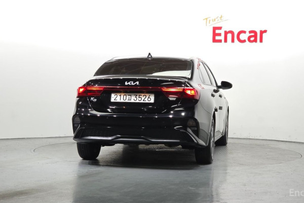 2021 Kia K3 с пробегом 44 682 км