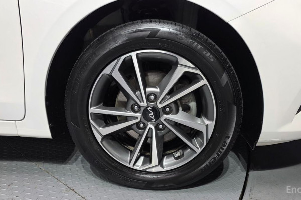 2022 Kia K3 с пробегом 83 253 км