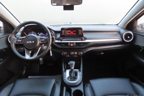 2022 Kia K3 с пробегом 74 087 км