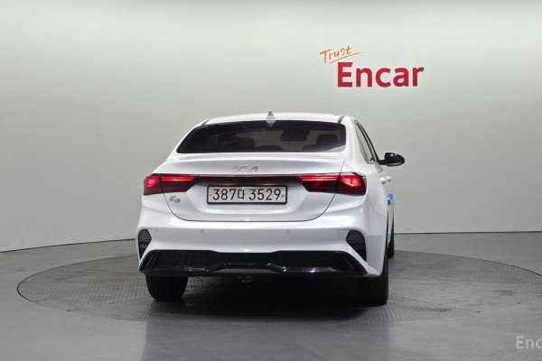 2022 Kia K3 с пробегом 112 803 км