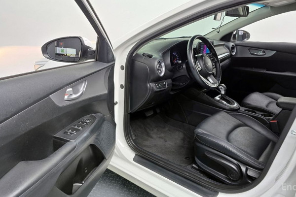 2022 Kia K3 с пробегом 66 504 км