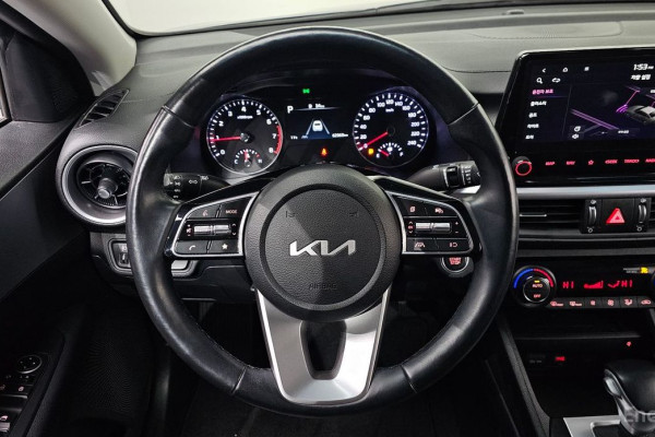 2022 Kia K3 с пробегом 62 363 км