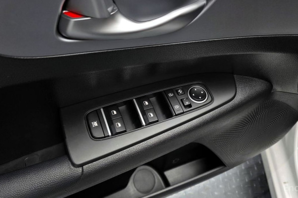 2022 Kia K3 с пробегом 31 842 км