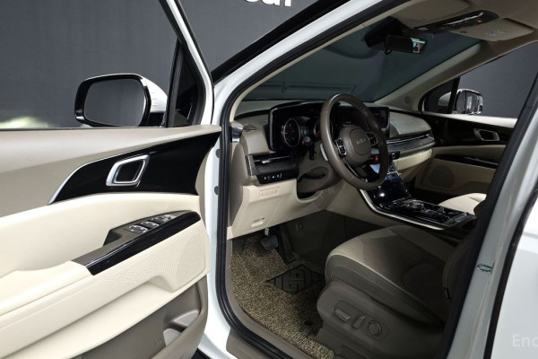 2022 Kia Carnival с пробегом 58 604 км