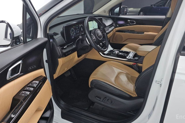 2022 Kia Carnival с пробегом 54 350 км