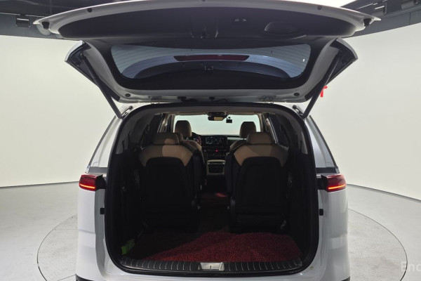 2021 Kia Carnival с пробегом 59 203 км