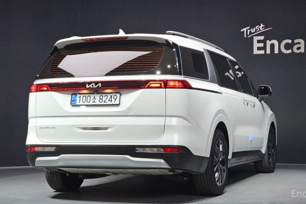 2021 Kia Carnival с пробегом 52 772 км