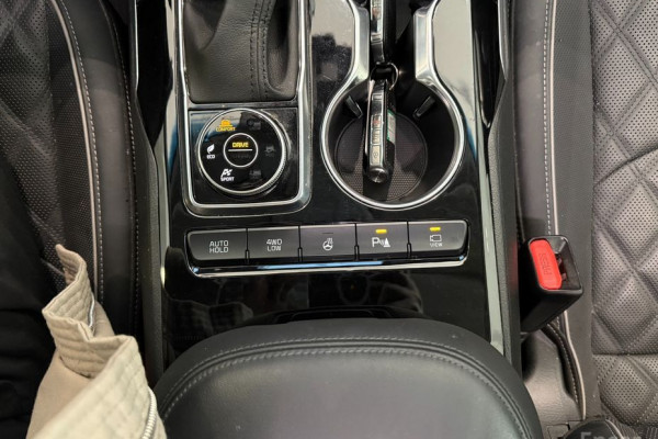 2022 Kia Mohave с пробегом 48 718 км