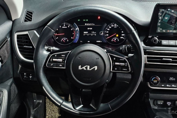 2022 Kia Seltos с пробегом 44 382 км