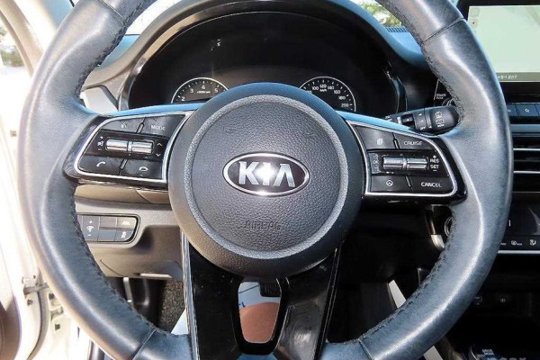 2021 Kia Seltos с пробегом 65 944 км