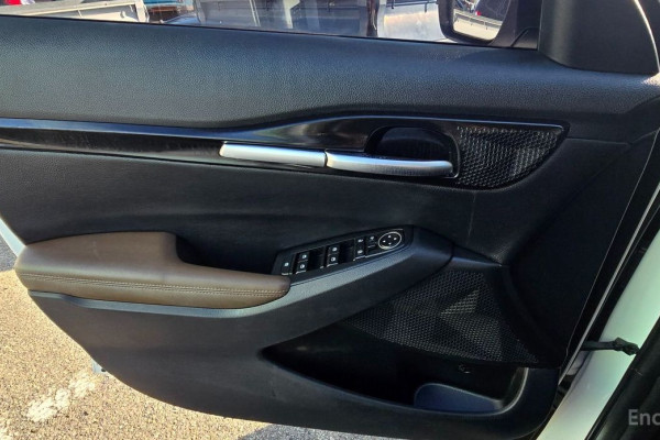 2022 Kia Seltos с пробегом 82 345 км