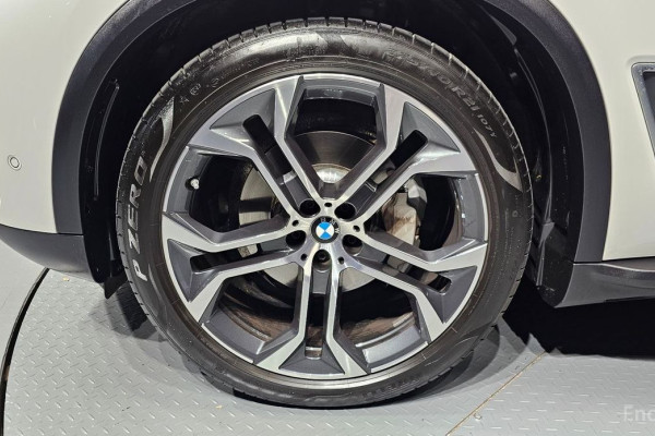 2022 BMW X5 с пробегом 48 779 км