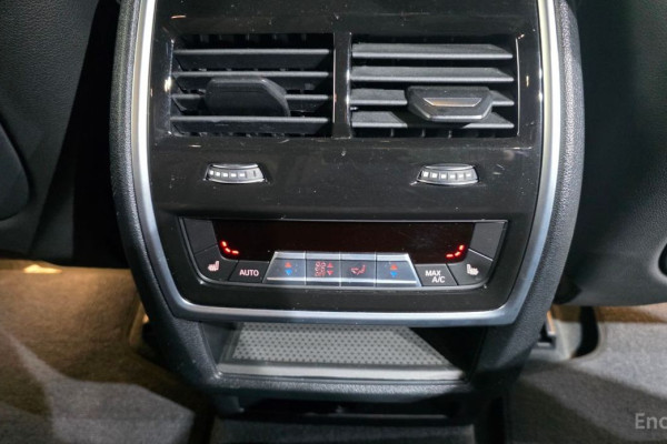 2022 BMW X5 с пробегом 121 261 км