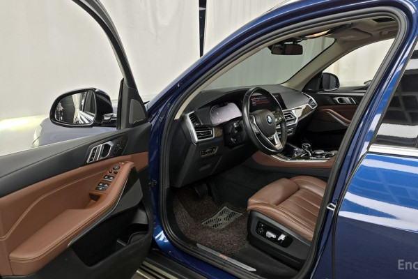 2021 BMW X5 с пробегом 140 723 км