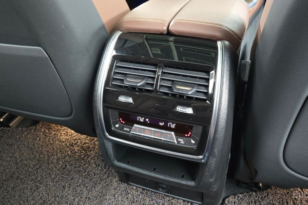 2021 BMW X5 с пробегом 140 723 км